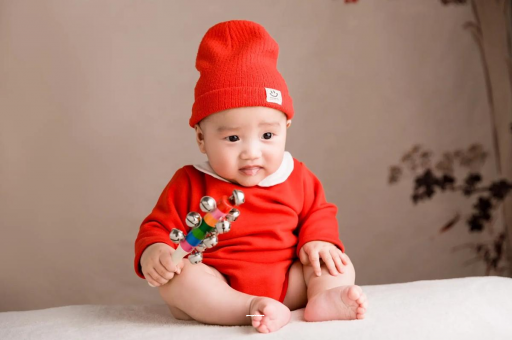 如皋六个月宝宝总是摇头